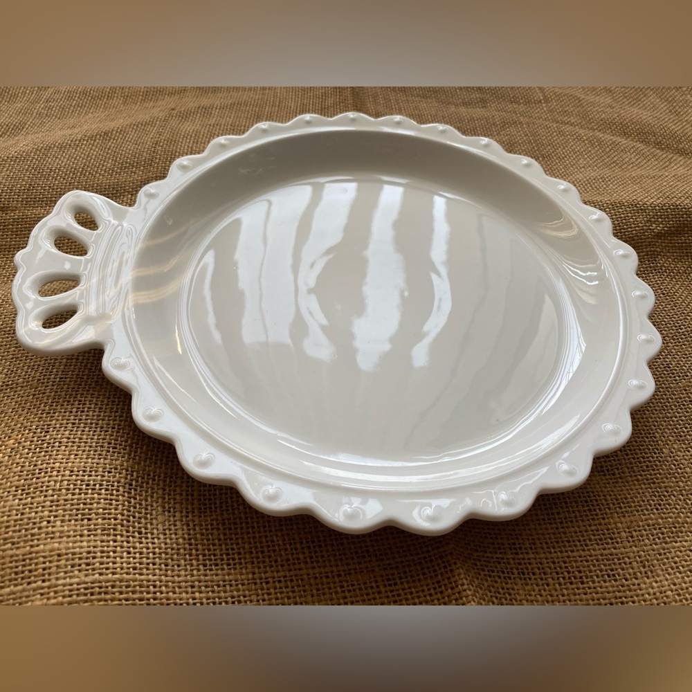 Crown Ceramic Plate - Picture 3 of 15